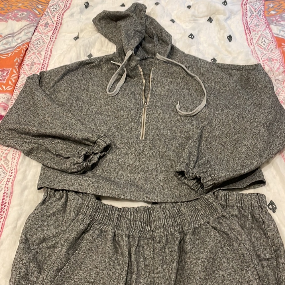 EUC Zara two piece grey jumpsuit sweatsuit set